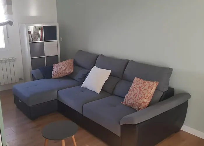 Vadillos - Vut 09-401 アパート