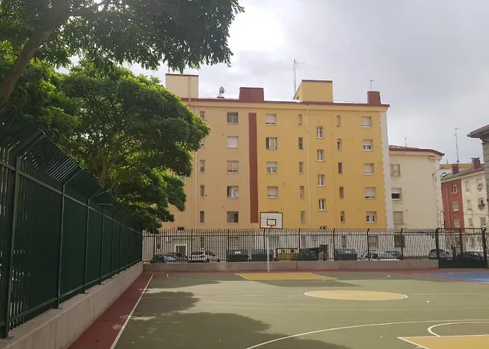 Vadillos - Vut 09-401 アパート