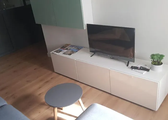 Vadillos - Vut 09-401 アパート Burgo