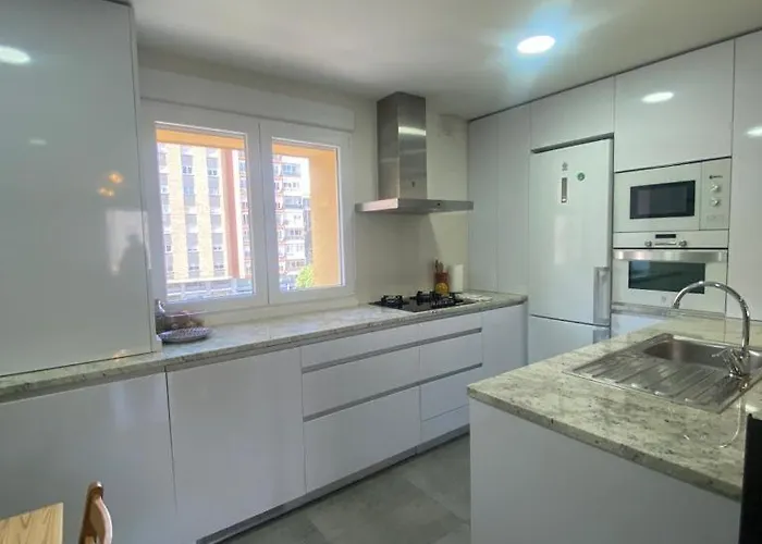 Vadillos - Vut 09-401 アパート